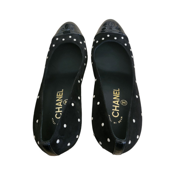 Chanel Black Suede Leather CC Logo Cap Toe High Heels Pearl Pumps 8 38.5 G33423 - Picture 11 of 14